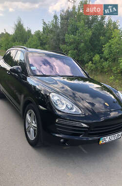 Porsche Cayenne  2011