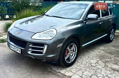 Porsche Cayenne  2008
