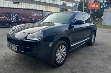 Porsche Cayenne  2005
