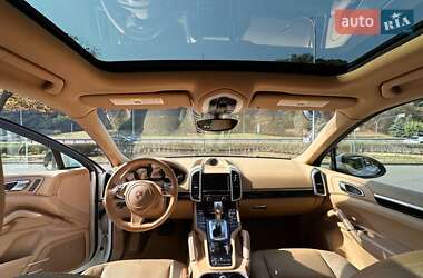 Porsche Cayenne  2014