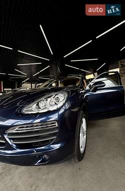 Porsche Cayenne  2013