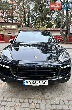 Porsche Cayenne 2016