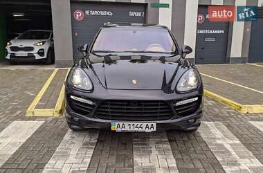 Porsche Cayenne  2013