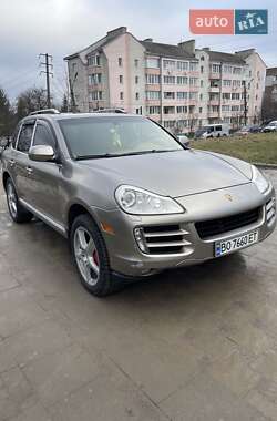 Porsche Cayenne  2008