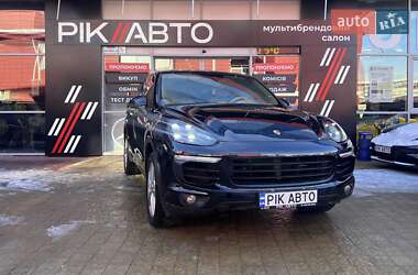 Porsche Cayenne  2014