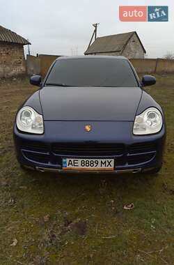 Porsche Cayenne  2005