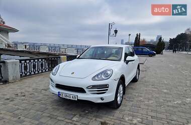 Porsche Cayenne  2012