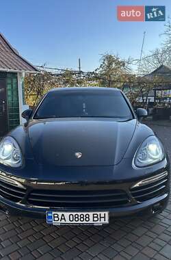 Porsche Cayenne  2012