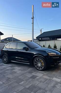 Porsche Cayenne  2016