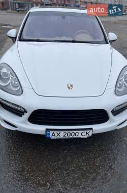 Porsche Cayenne 2012