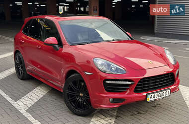 Porsche Cayenne  2013