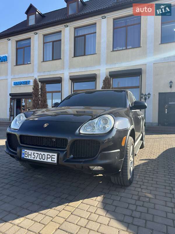 Универсал Porsche Cayenne