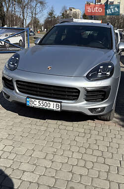 Porsche Cayenne  2017