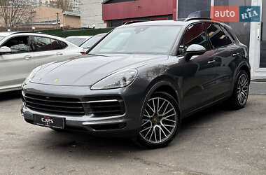 Porsche Cayenne  2021