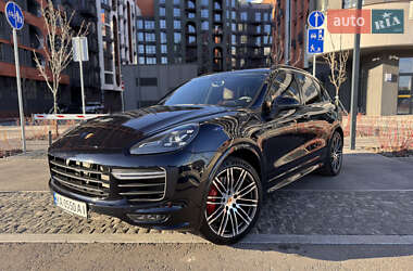 Porsche Cayenne  2016