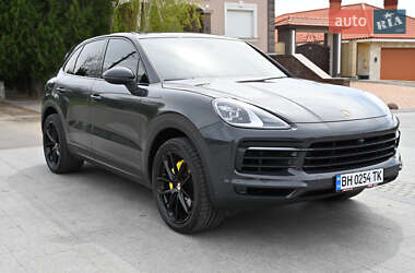 Porsche Cayenne  2020