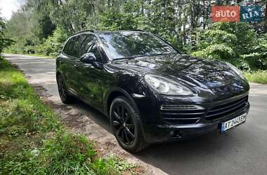 Porsche Cayenne  2012