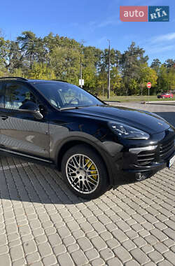 Porsche Cayenne  2017