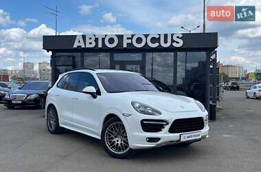Porsche Cayenne  2013