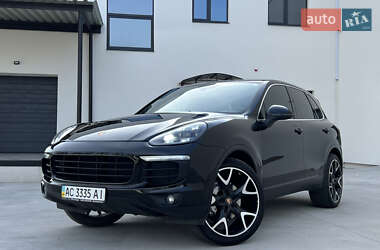 Porsche Cayenne  2016
