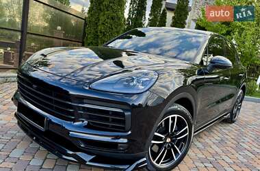 Porsche Cayenne 2022