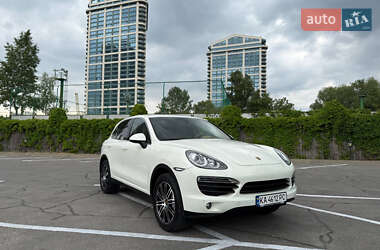 Porsche Cayenne  2010