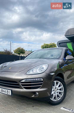 Porsche Cayenne  2011