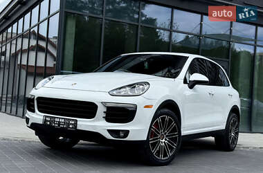 Porsche Cayenne  2015