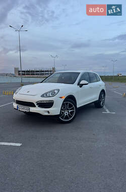 Porsche Cayenne  2011