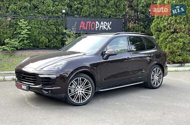 Porsche Cayenne  2015