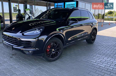 Porsche Cayenne  2017