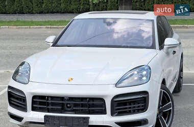Porsche Cayenne  2022