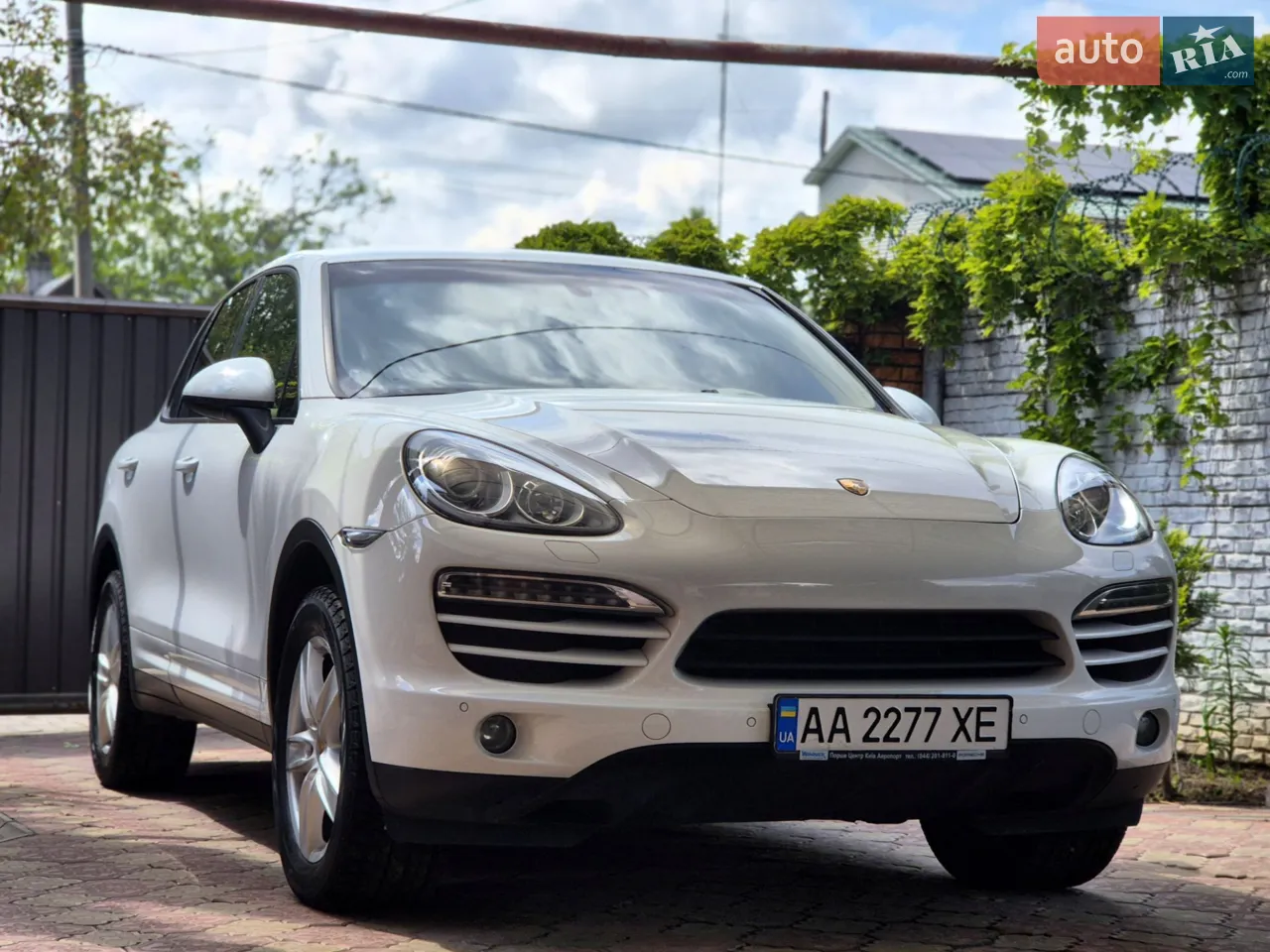 2013 Porsche Cayenne - мініатюра 2