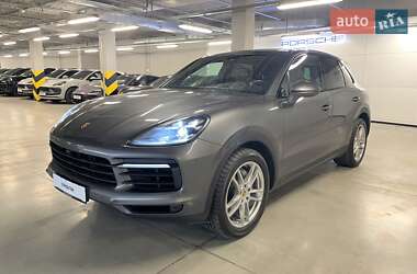 Porsche Cayenne  2019