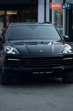 Porsche Cayenne 2022