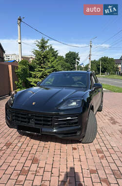 Porsche Cayenne 2024