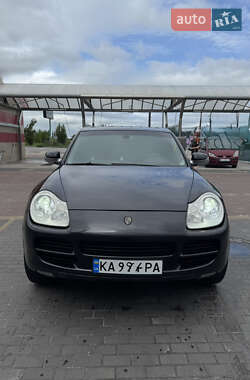 Porsche Cayenne  2003