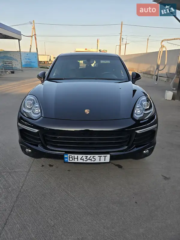 Porsche Cayenne 2016