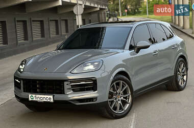Porsche Cayenne  2024