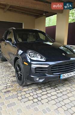 Porsche Cayenne  2015