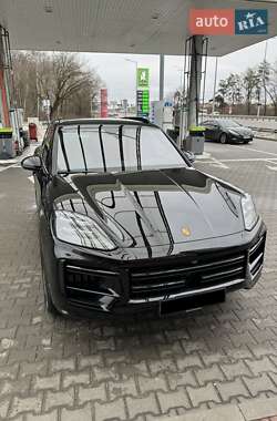 Porsche Cayenne  2023