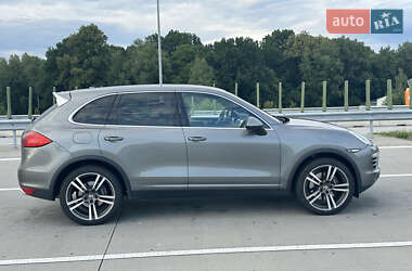 Porsche Cayenne  2014