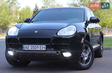 Porsche Cayenne  2004