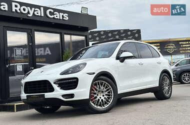 Porsche Cayenne  2012