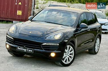 Porsche Cayenne  2011
