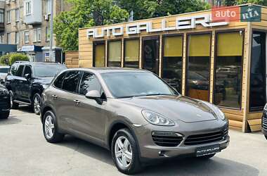 Porsche Cayenne  2014