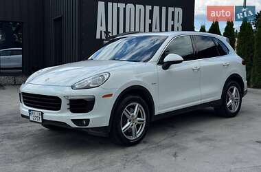 Porsche Cayenne  2015