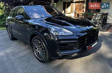 Porsche Cayenne  2018