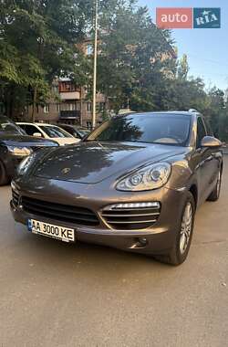 Porsche Cayenne  2013
