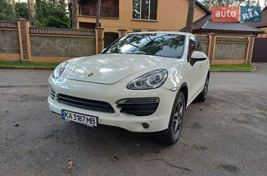 Porsche Cayenne  2011